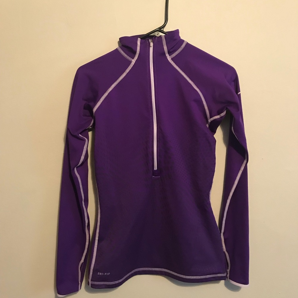 Nike Dri fit Athletic top